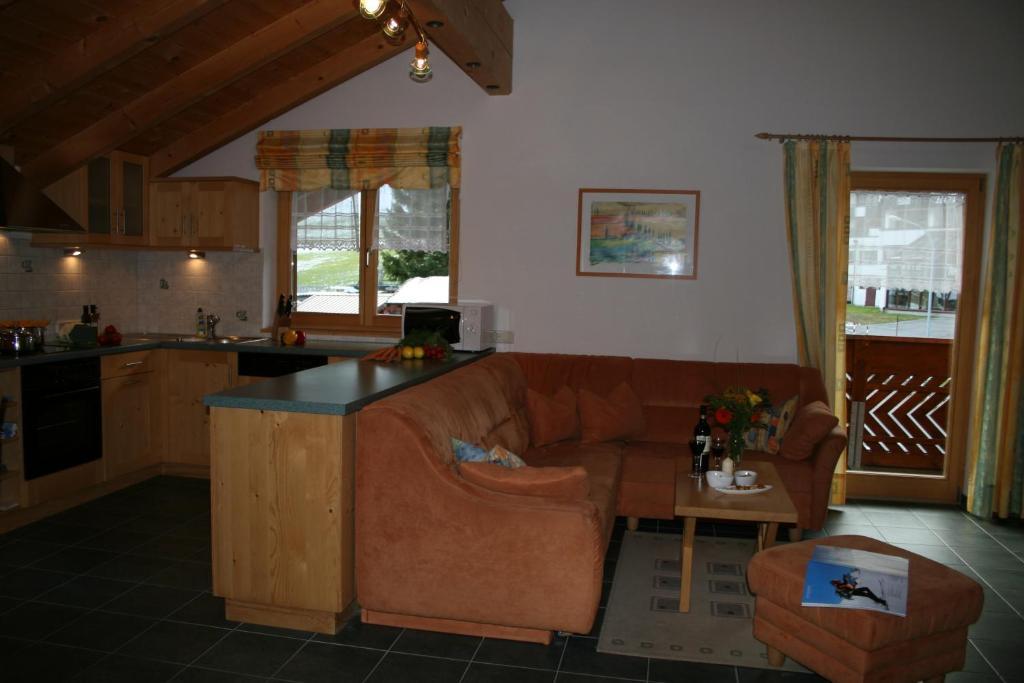 Ferienwohnungen Franz Pfeifer / Beatrice Roduner Gaschurn Kamer foto
